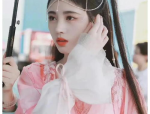 娱乐吃瓜君赵小棠小说,从选秀新星到话题女王，揭秘她的成长之路与情感纠葛