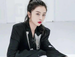 免费露全胸褂襟t恤网站 ，伊能静：没有分手不过各自过生计十年了激情必然会有蜕化……-吃瓜音讯兴趣文娱民多号封面首图