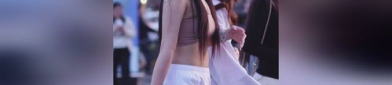 小姐姐 光脚,小姐姐展现自然魅力